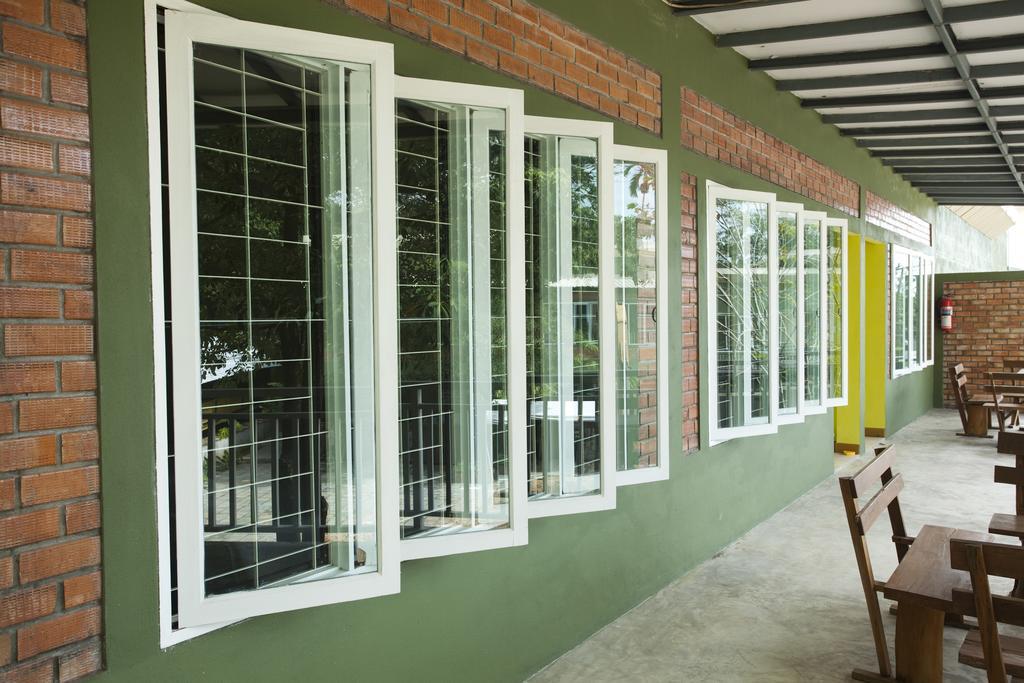 Sunshine Inn Resort Khao Lak Eksteriør billede