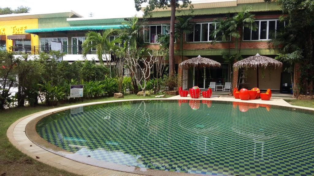Sunshine Inn Resort Khao Lak Eksteriør billede